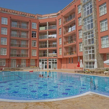 Rainbow 2 Complex 3* 阳光海滩