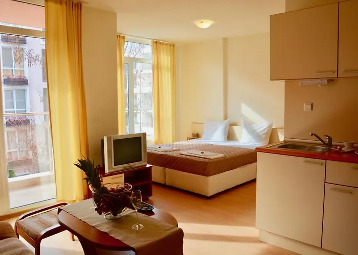 酒店 Rainbow 2 Complex