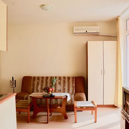 Rainbow 2 Complex 호텔 써니비치