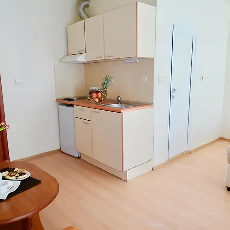 호텔 Rainbow 2 Complex 3*