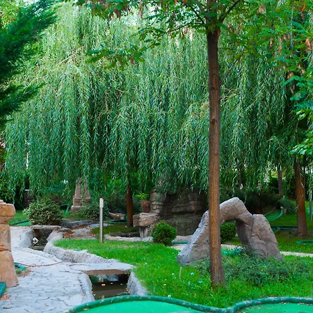 Готель Rainbow 2 Complex 3*