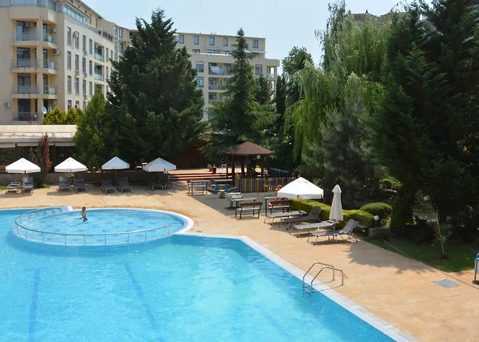 Rainbow 2 Complex Отель 3*