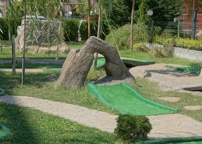 Отель Rainbow 2 Complex 3*